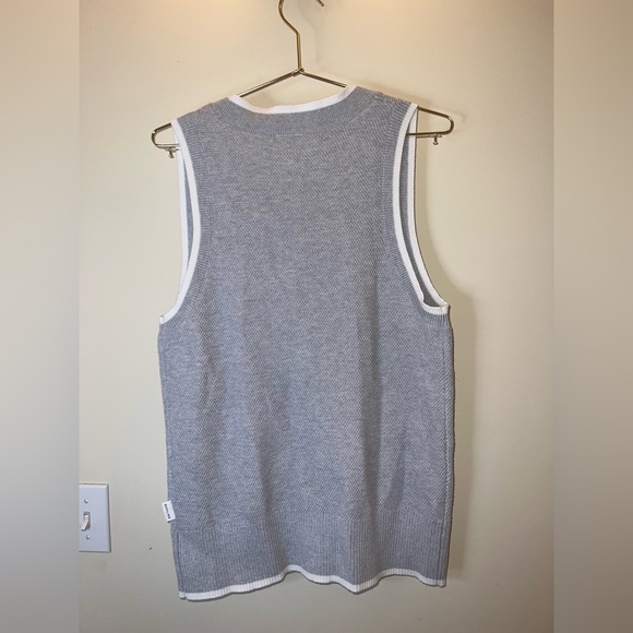 Aerie Offline Gray Knit Sweater Vest Button Front Small | NWT - Picture 2 of 8